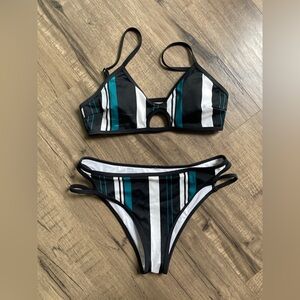Cupshe Small "Black & Turquoise Striped" Bikini